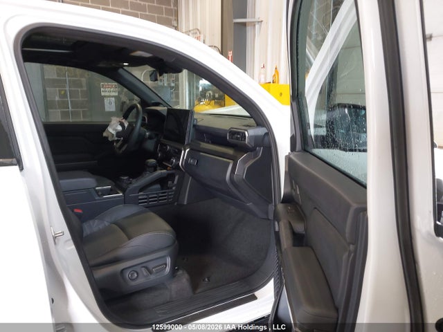 Продажа на аукционе авто 2025 Toyota 4runner Hybrid, vin: JTEVB5BR4S5007026, номер лота: 12599000