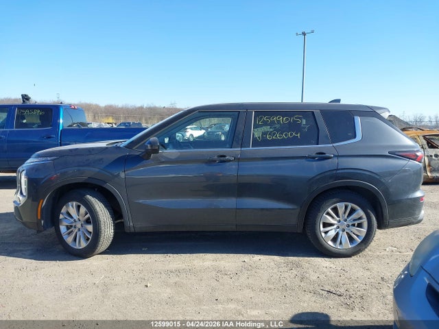 JA4J4UA86SZ626004 Mitsubishi Outlander Es