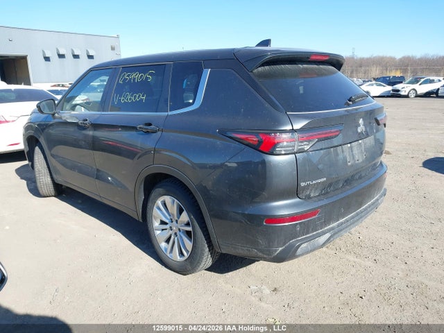 JA4J4UA86SZ626004 Mitsubishi Outlander Es