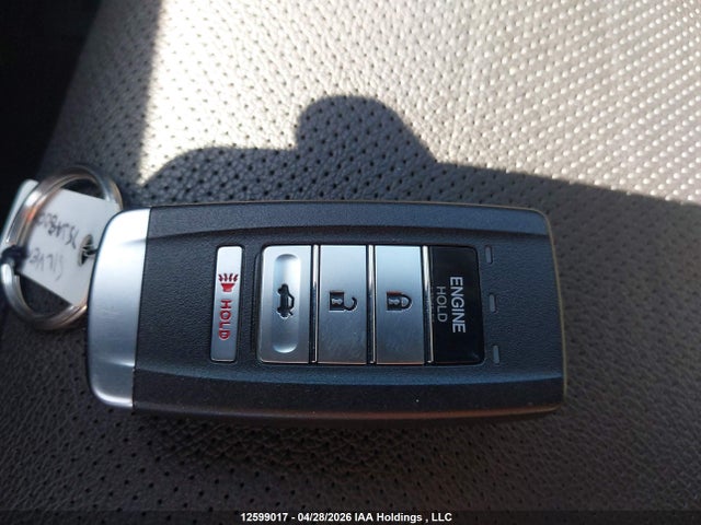 Продажа на аукционе авто 2018 Acura Ilx Premium/technology, vin: 19UDE2F75JA800860, номер лота: 12599017