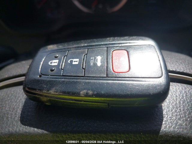 5YFB4MBEXNP139496 Toyota COROLLA SE