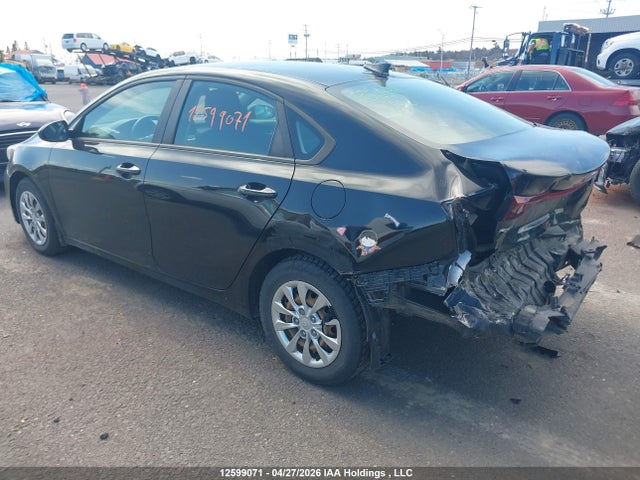 3KPF24AD8ME282866 KIA FORTE LX