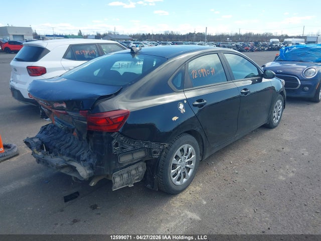3KPF24AD8ME282866 KIA FORTE LX