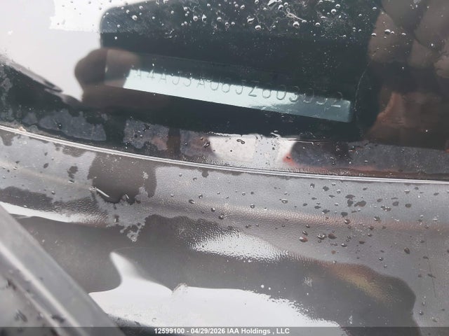 JA4AJ3AU6JZ603952 Mitsubishi RVR SE