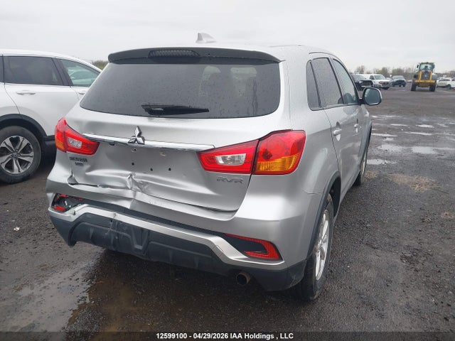 JA4AJ3AU6JZ603952 Mitsubishi RVR SE