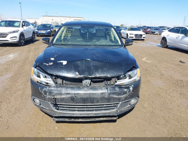 2013 Volkswagen Jetta 2.5l Highline მანქანა იყიდება აუქციონზე, vin: 3VWLX7AJ7DM356616, აუქციონის ნომერი: 12589423