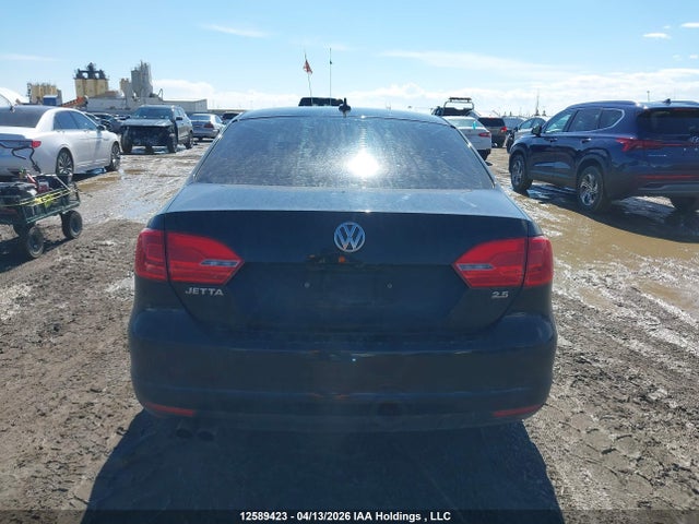 2013 Volkswagen Jetta 2.5l Highline მანქანა იყიდება აუქციონზე, vin: 3VWLX7AJ7DM356616, აუქციონის ნომერი: 12589423