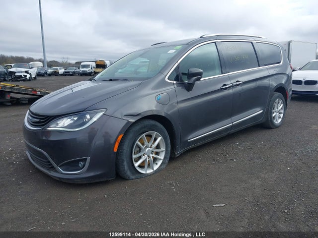 12599114 :رقم المزاد ، 2C4RC1L74JR365771 vin ، 2018 Chrysler Pacifica Hybrid Touring L مزاد بيع