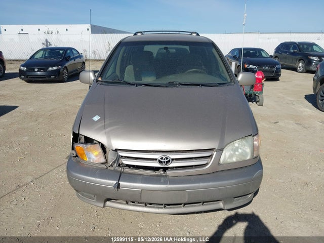 12599115 :رقم المزاد ، 4T3ZF13C53U516114 vin ، 2003 Toyota Sienna Le/xle مزاد بيع