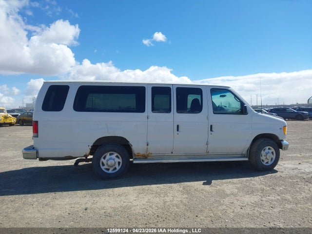 12599124 :رقم المزاد ، 1FBSS31S42HB10224 vin ، 2002 Ford E-350 Super Duty Xl/xlt مزاد بيع