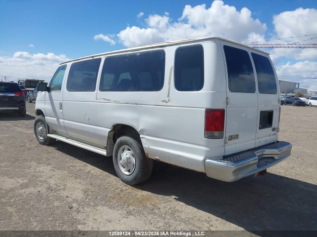 12599124 :رقم المزاد ، 1FBSS31S42HB10224 vin ، 2002 Ford E-350 Super Duty Xl/xlt مزاد بيع