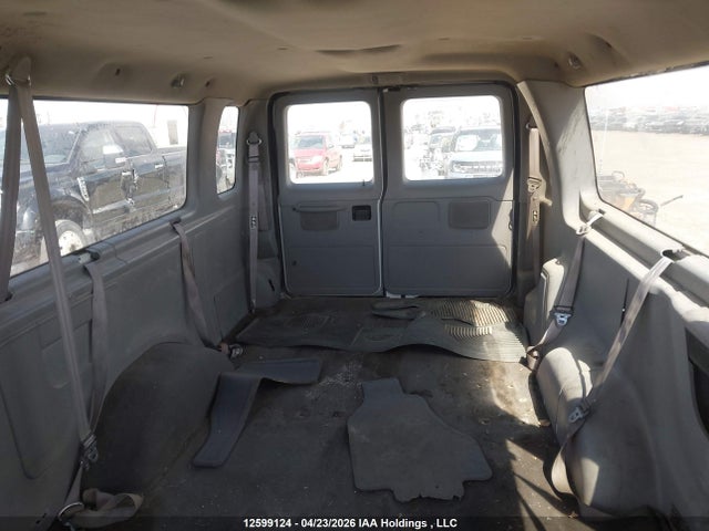 12599124 :رقم المزاد ، 1FBSS31S42HB10224 vin ، 2002 Ford E-350 Super Duty Xl/xlt مزاد بيع