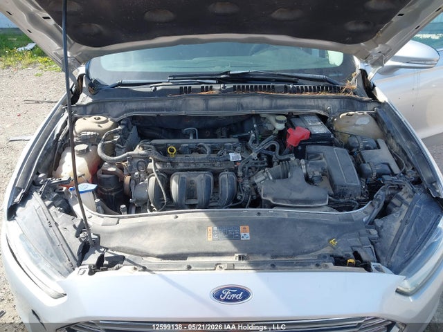 12599138 :رقم المزاد ، 1FA6P0H71F5126697 vin ، 2015 Ford Fusion Se مزاد بيع