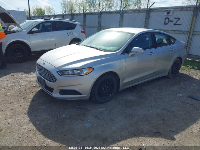 12599138 :رقم المزاد ، 1FA6P0H71F5126697 vin ، 2015 Ford Fusion Se مزاد بيع