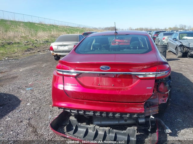 3FA6P0H71JR227826 Ford FUSION SE