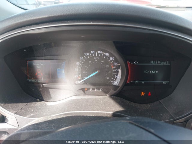 3FA6P0H71JR227826 Ford FUSION SE