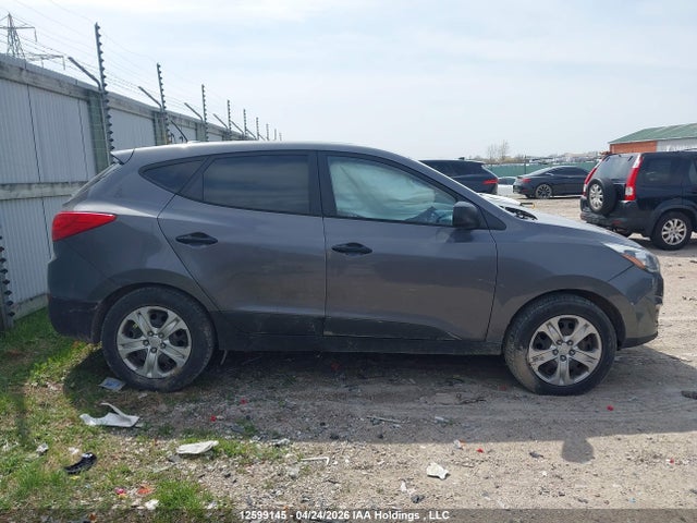 KM8JTCAF1EU848223 Hyundai Tucson