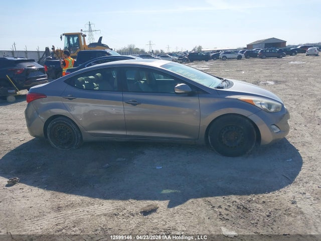 2012 Hyundai Elantra Limited მანქანა იყიდება აუქციონზე, vin: 5NPDH4AE0CH131982, აუქციონის ნომერი: 12599146
