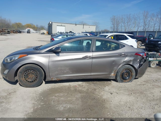 2012 Hyundai Elantra Limited მანქანა იყიდება აუქციონზე, vin: 5NPDH4AE0CH131982, აუქციონის ნომერი: 12599146