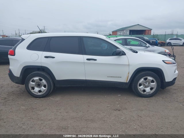 1C4PJLAB3FW695321 Jeep Cherokee Sport