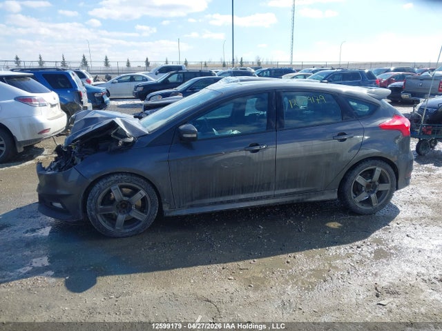 Продажа на аукционе авто 2016 Ford Focus St St, vin: 1FADP3L93GL316404, номер лота: 12599179