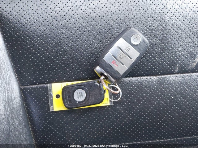 5XYPHDA33KG476005 KIA Sorento 2.4l Ex