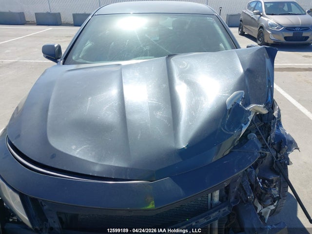 2G1125S38F9249916 Chevrolet Impala 2lt