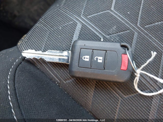 JA4AJUAU9SU601293 Mitsubishi RVR ES