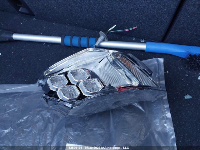 JA4AJUAU9SU601293 Mitsubishi RVR ES