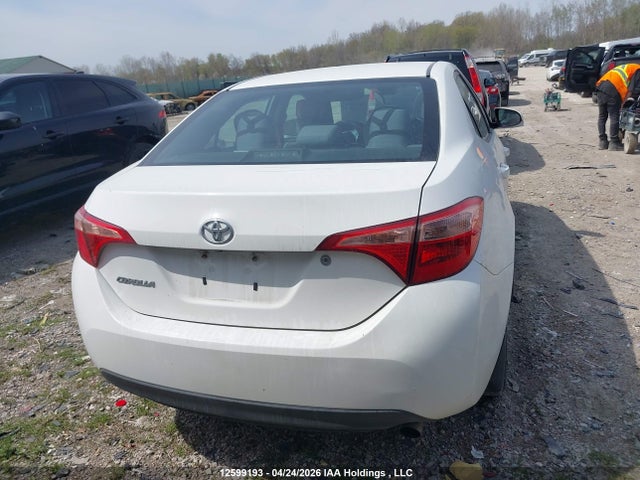 2T1BURHE2JC117121 Toyota COROLLA CE