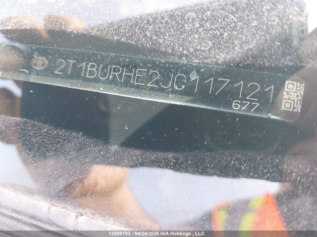 2T1BURHE2JC117121 Toyota COROLLA CE