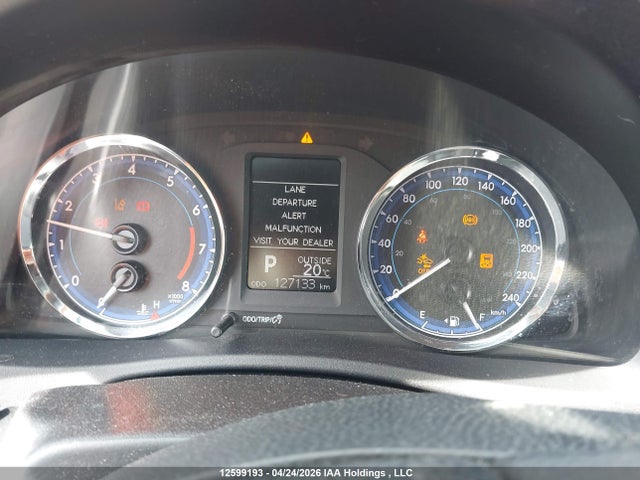 2T1BURHE2JC117121 Toyota COROLLA CE