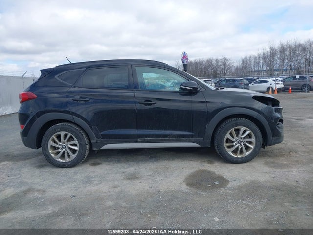 KM8J33A44HU524654 Hyundai TUCSON SE