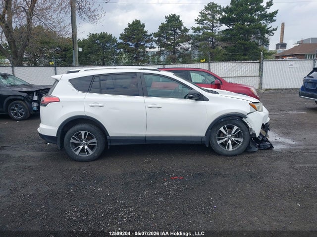 12599204 :رقم المزاد ، 2T3JFREV5GW439079 vin ، 2016 Toyota Rav4 Se مزاد بيع