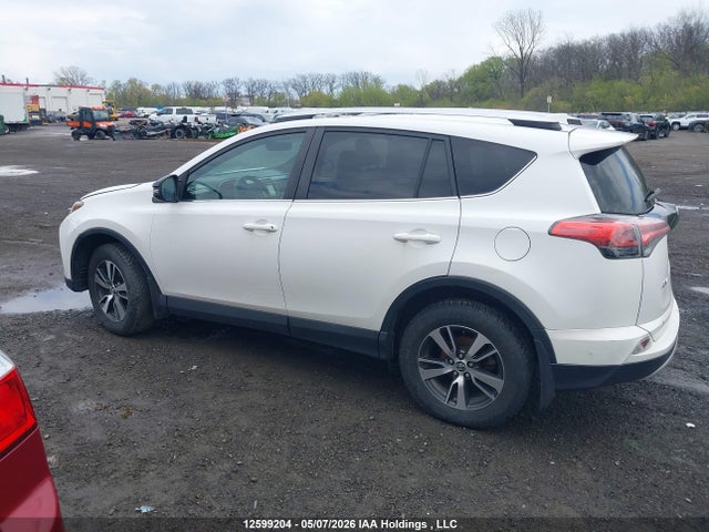 12599204 :رقم المزاد ، 2T3JFREV5GW439079 vin ، 2016 Toyota Rav4 Se مزاد بيع