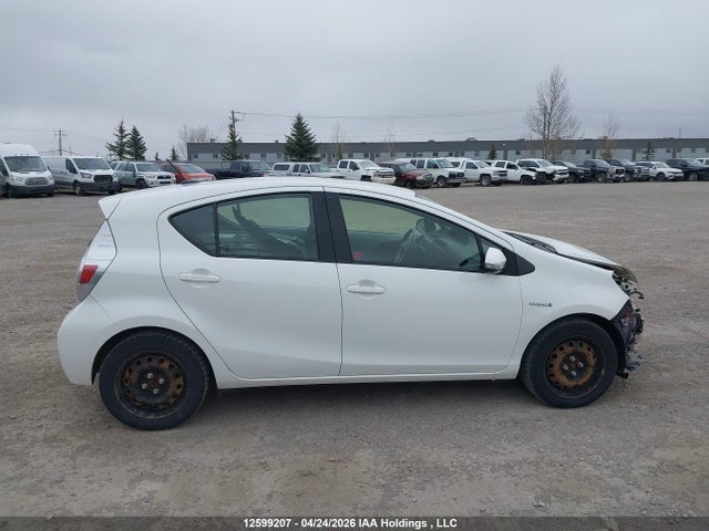 12599207 :رقم المزاد ، JTDKDTB32D1539273 vin ، 2013 Toyota Prius C Technology مزاد بيع