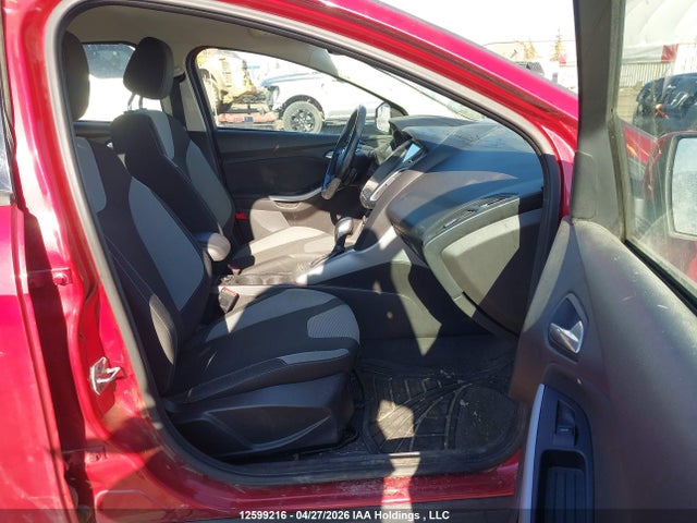 12599216 :رقم المزاد ، 1FAHP3F22CL133585 vin ، 2012 Ford Focus Se مزاد بيع