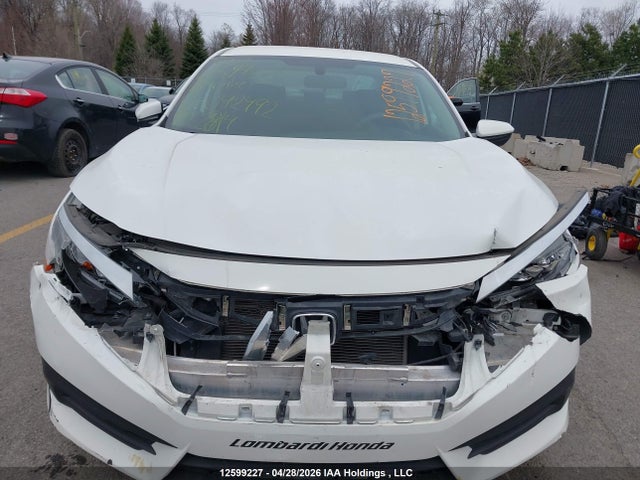 Продаж на аукціоні авто 2018 Honda Civic, vin: 2HGFC2F54JH042492, номер лоту: 12599227