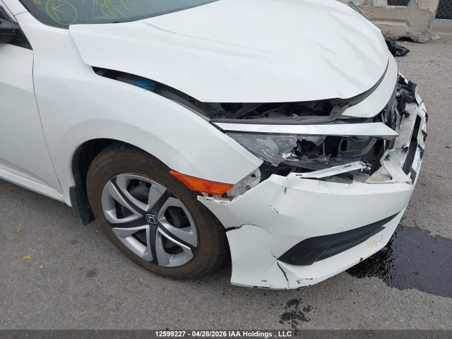 Продаж на аукціоні авто 2018 Honda Civic, vin: 2HGFC2F54JH042492, номер лоту: 12599227