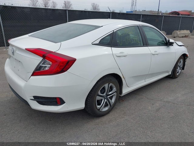 Продаж на аукціоні авто 2018 Honda Civic, vin: 2HGFC2F54JH042492, номер лоту: 12599227