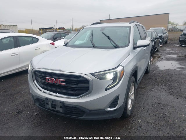 12599235 :رقم المزاد ، 3GKALMEV1JL270516 vin ، 2018 Gmc Terrain Sle مزاد بيع