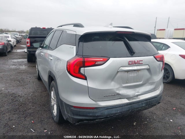 12599235 :رقم المزاد ، 3GKALMEV1JL270516 vin ، 2018 Gmc Terrain Sle مزاد بيع