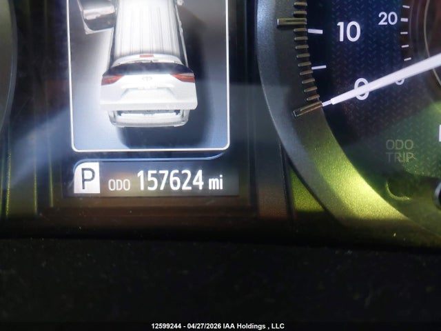 5TDDK3DC8FS104680 Toyota Sienna Xle/limited