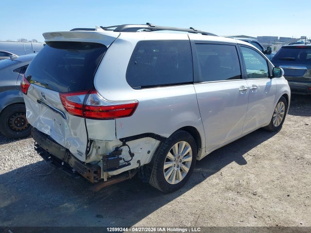 5TDDK3DC8FS104680 Toyota Sienna Xle/limited