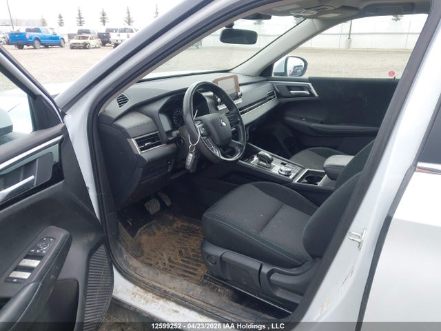 JA4J4UA83PZ621754 Mitsubishi Outlander Se/se Black Edition/se Technology/se Special