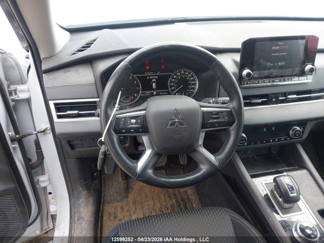 JA4J4UA83PZ621754 Mitsubishi Outlander Se/se Black Edition/se Technology/se Special
