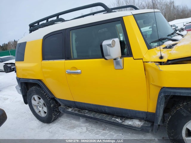 2007 Toyota Fj Cruiser მანქანა იყიდება აუქციონზე, vin: JTEBU11F370039144, აუქციონის ნომერი: 12581279