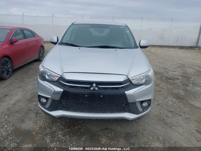 JA4AJ3AU8JU601438 Mitsubishi RVR SE