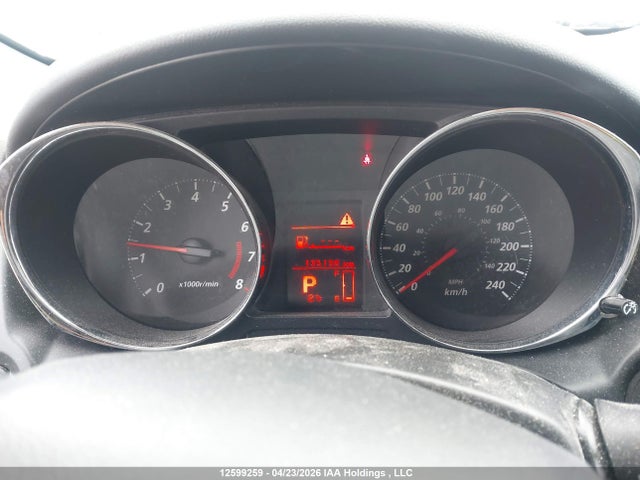 JA4AJ3AU8JU601438 Mitsubishi RVR SE
