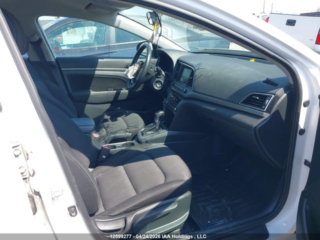 KMHD84LF5HU209798 Hyundai ELANTRA GL